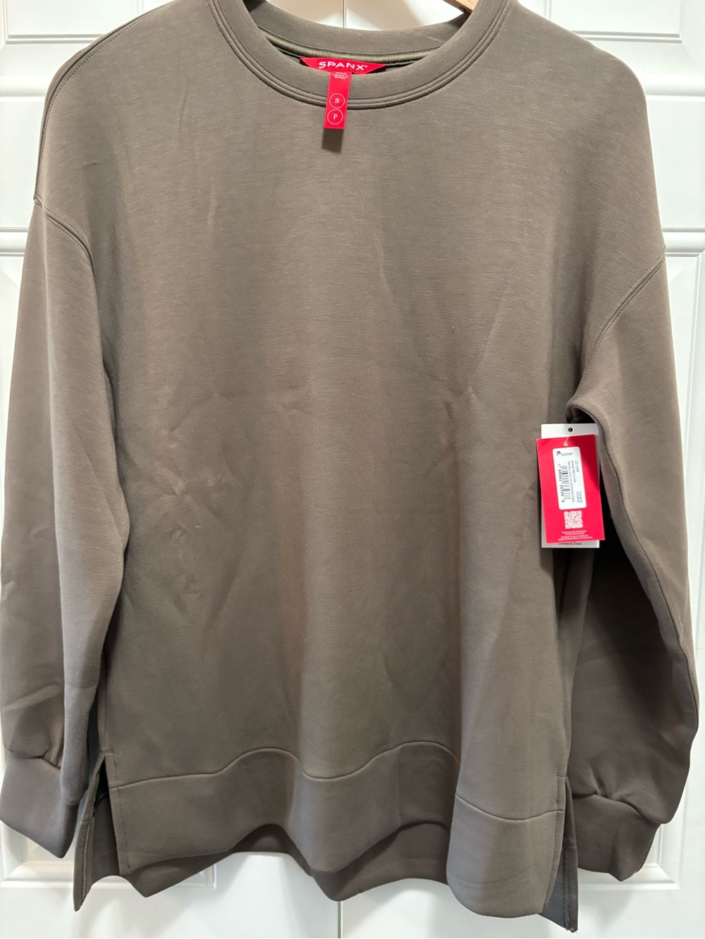 SPANX women’s AirEssentials Crewneck sweatshirt/long sleeve top - Size S